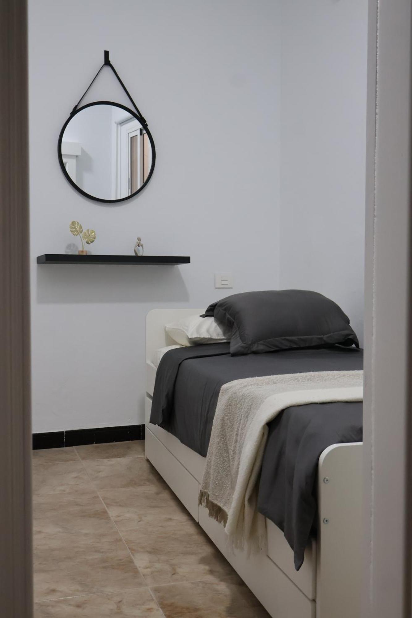 Flat With Jacussi In * Aguimes