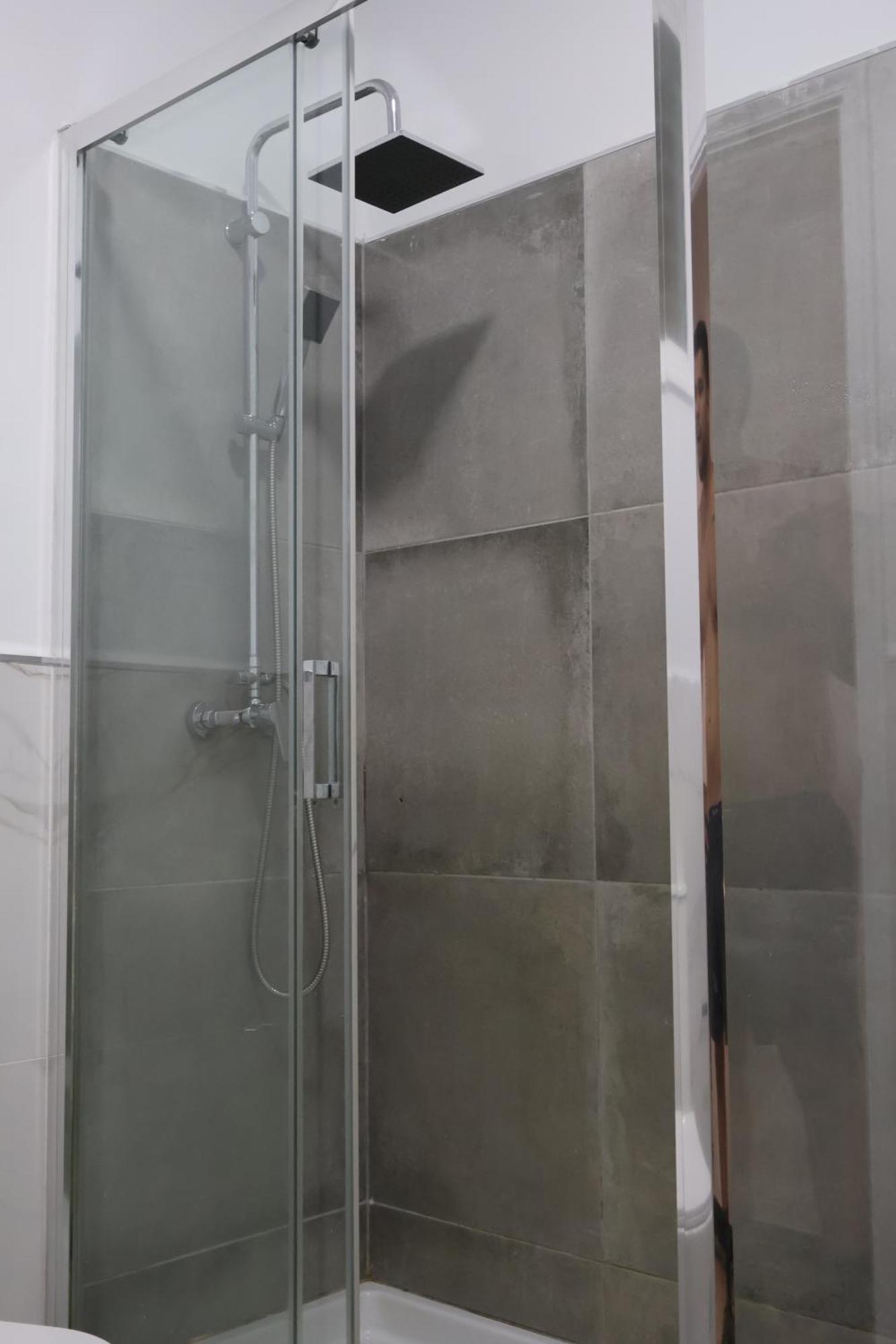 Apartment Flat With Jacussi In *